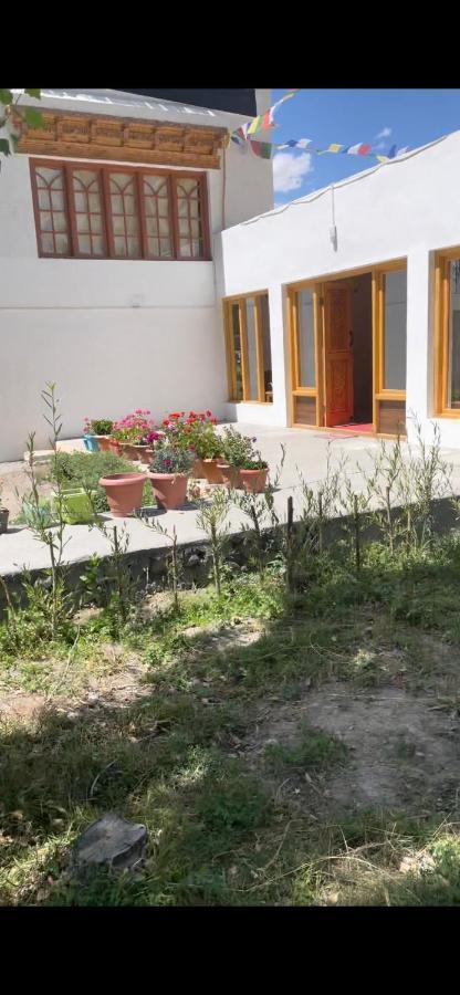 Sernang Homestay Hundar Kültér fotó