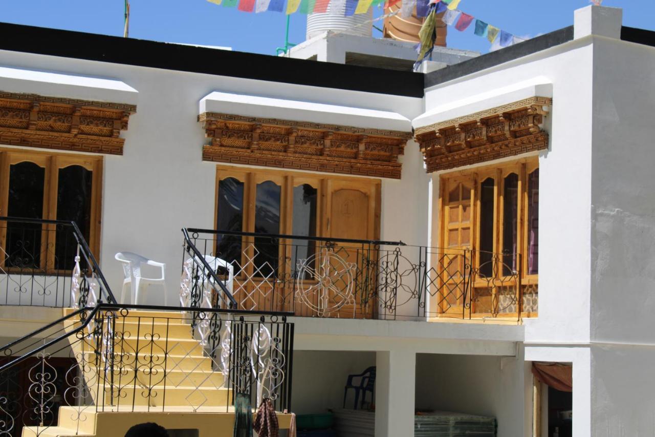 Sernang Homestay Hundar Kültér fotó